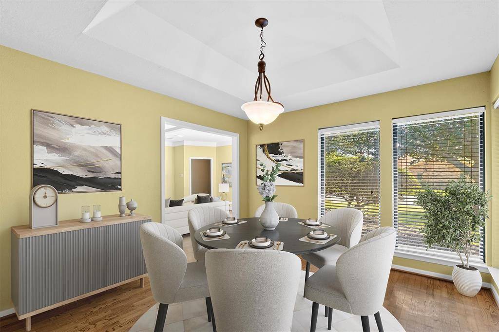 Dallas, TX 75243,9901 Burnham Drive