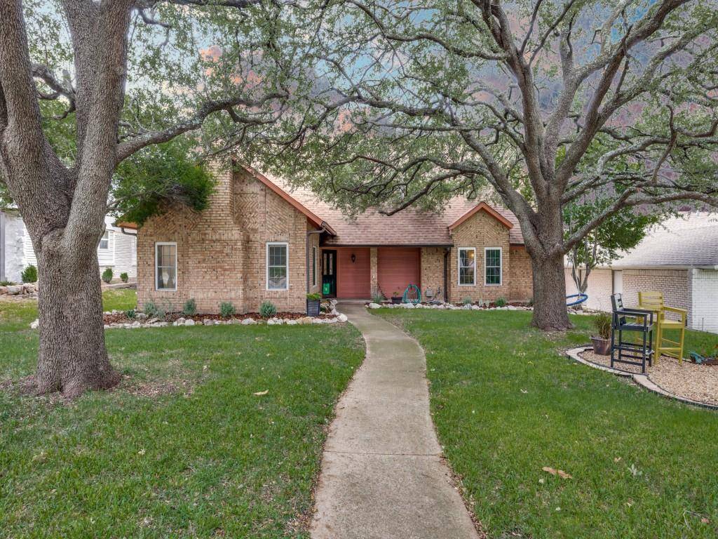 Dallas, TX 75243,8430 Flower Meadow Drive