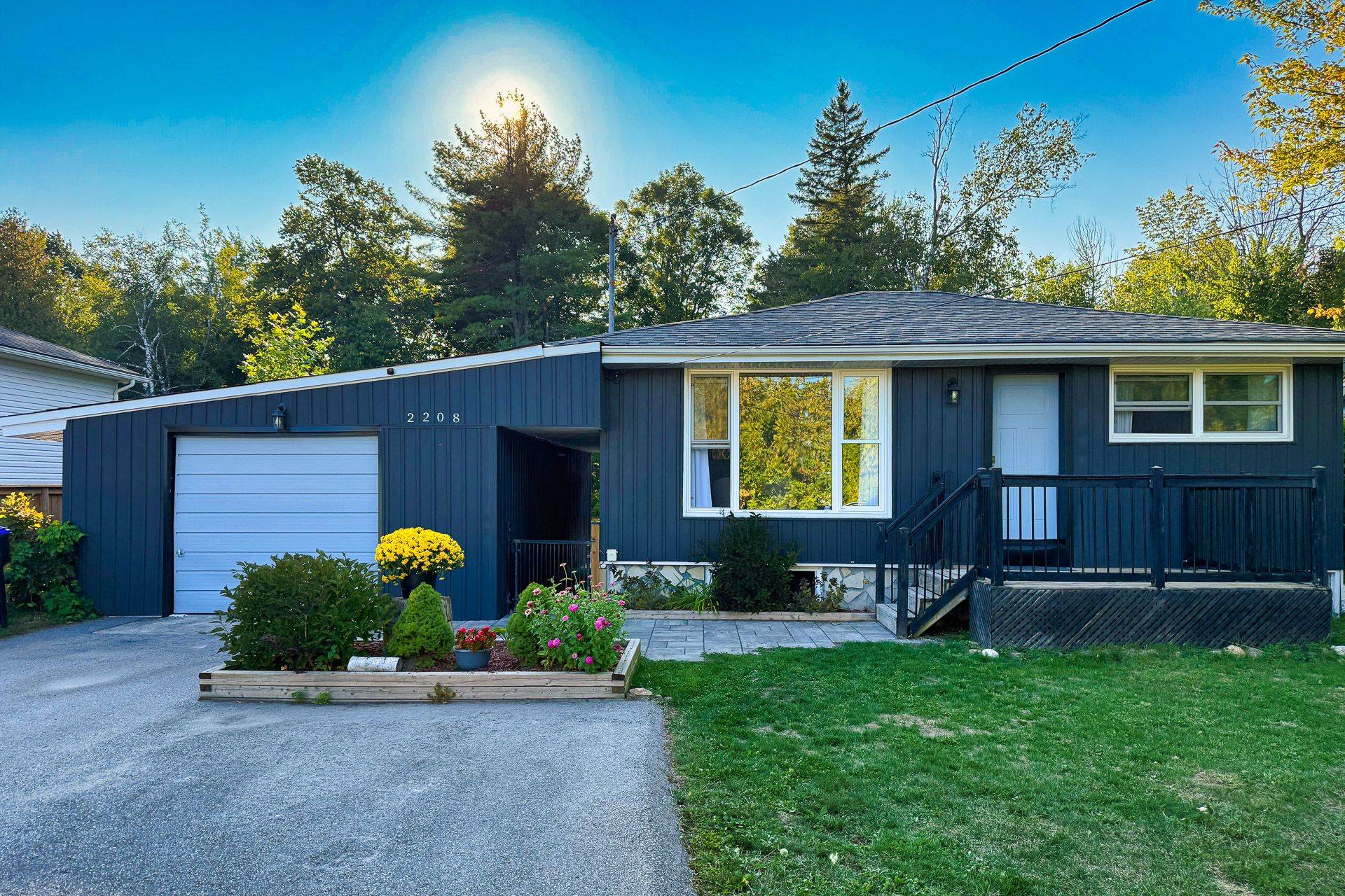 Innisfil, ON L9S 2C1,2208 Willard AVE