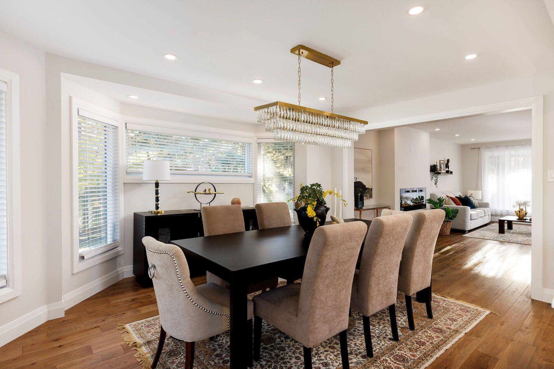 Toronto W08, ON M9A 2R6,132 Princess Anne CRES