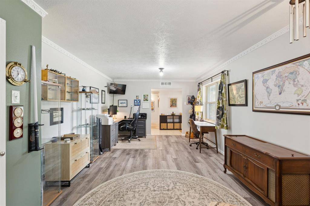 Dallas, TX 75228,8309 Londonderry Lane