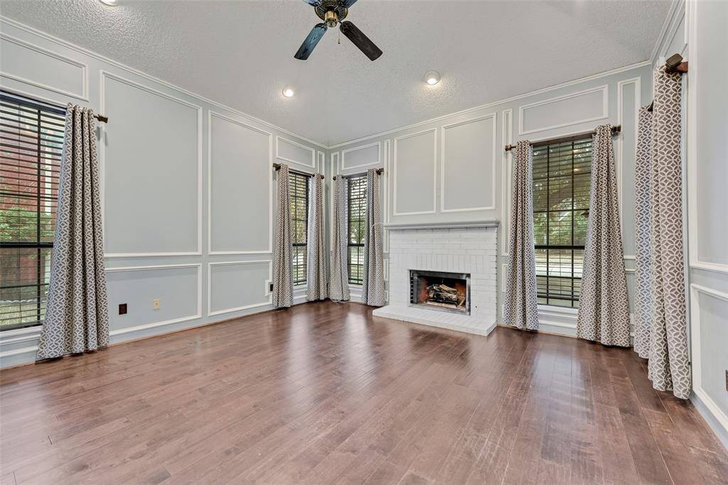 Mesquite, TX 75150,321 Hunters Creek Drive