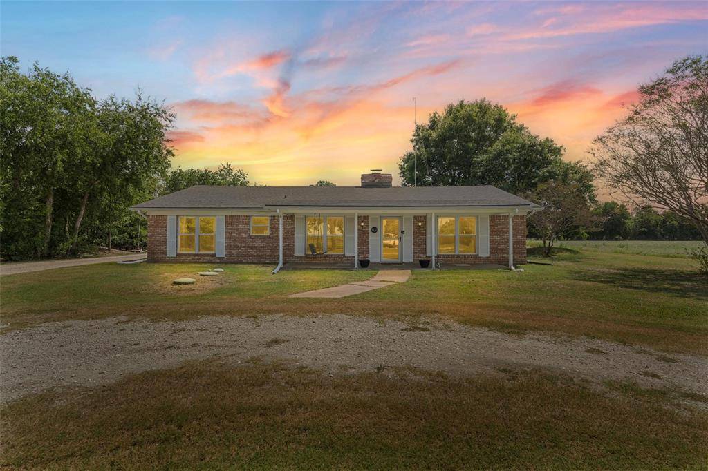 Chilton, TX 76632,1348 Fm 434