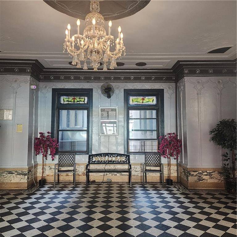 Brooklyn, NY 11226,590 Parkside AVE #2CE