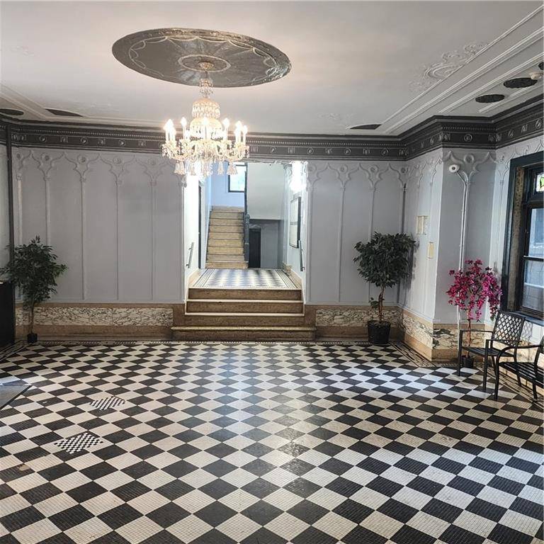 Brooklyn, NY 11226,590 Parkside AVE #2CE