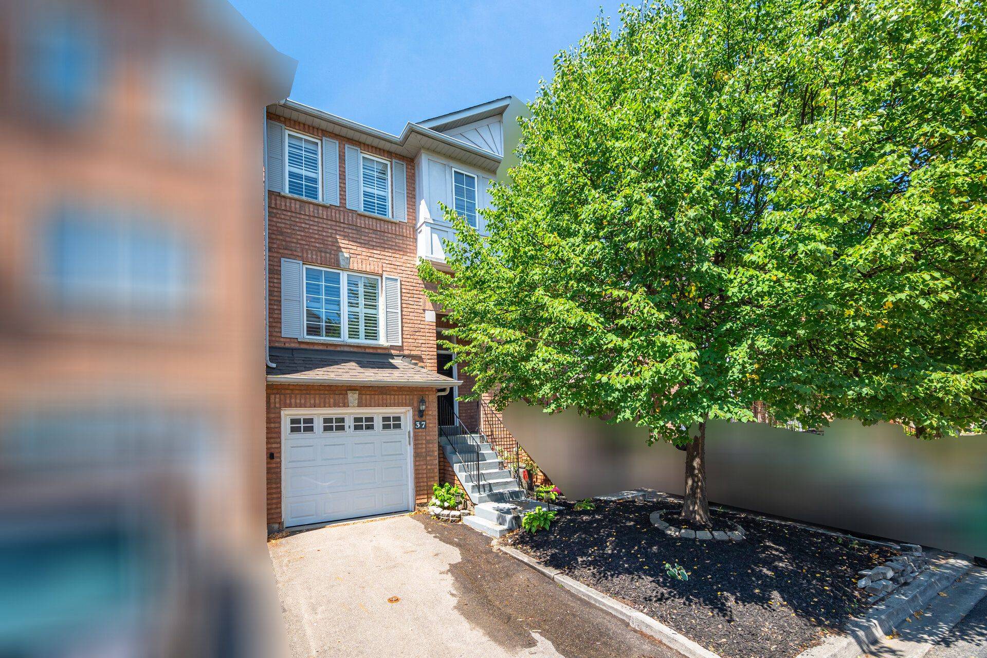 170 Havelock DR #37, Brampton, ON L6W 4T3