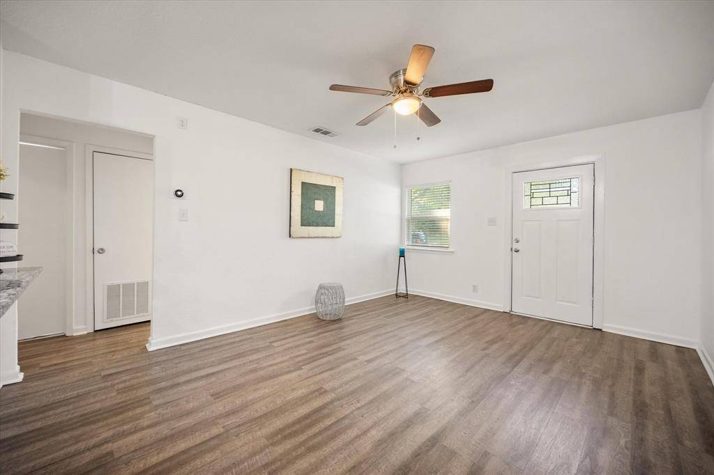 Fort Worth, TX 76107,4452 Fletcher Avenue