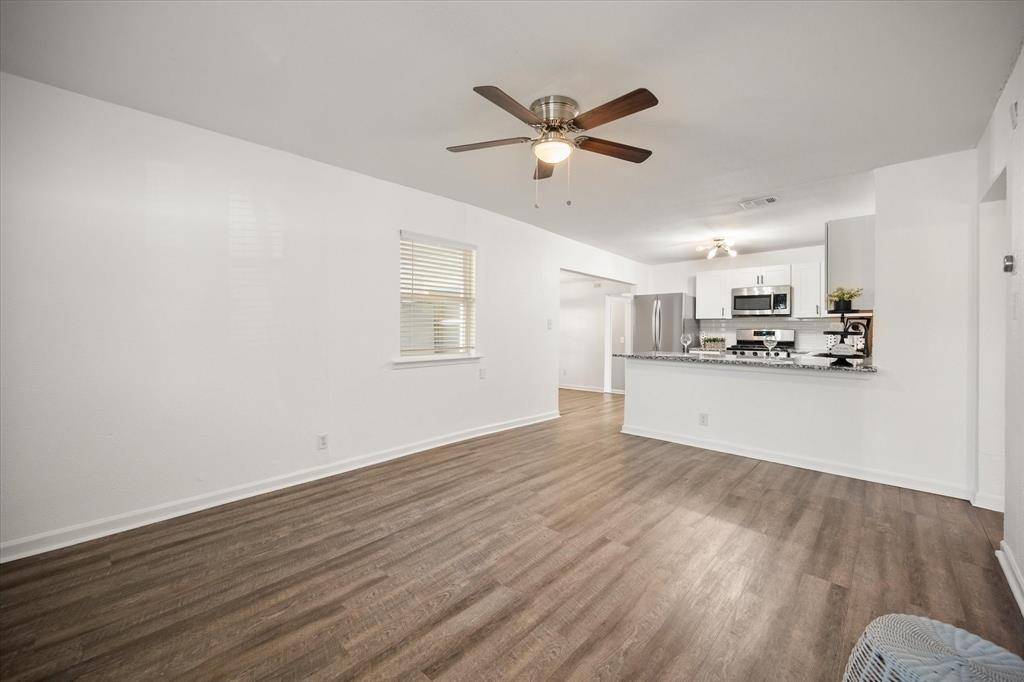 Fort Worth, TX 76107,4452 Fletcher Avenue