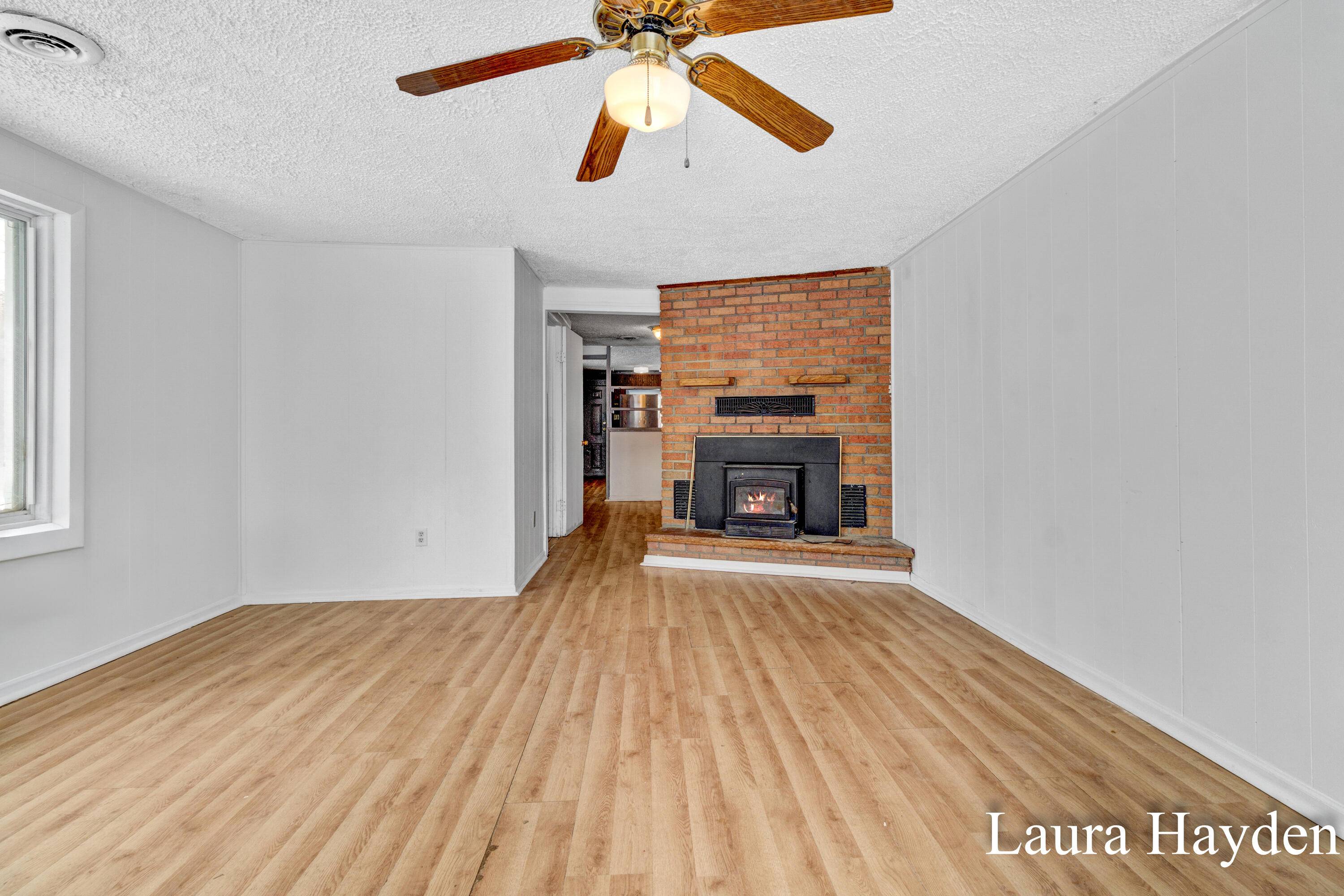 Edmore, MI 48829,525 S 1st ST