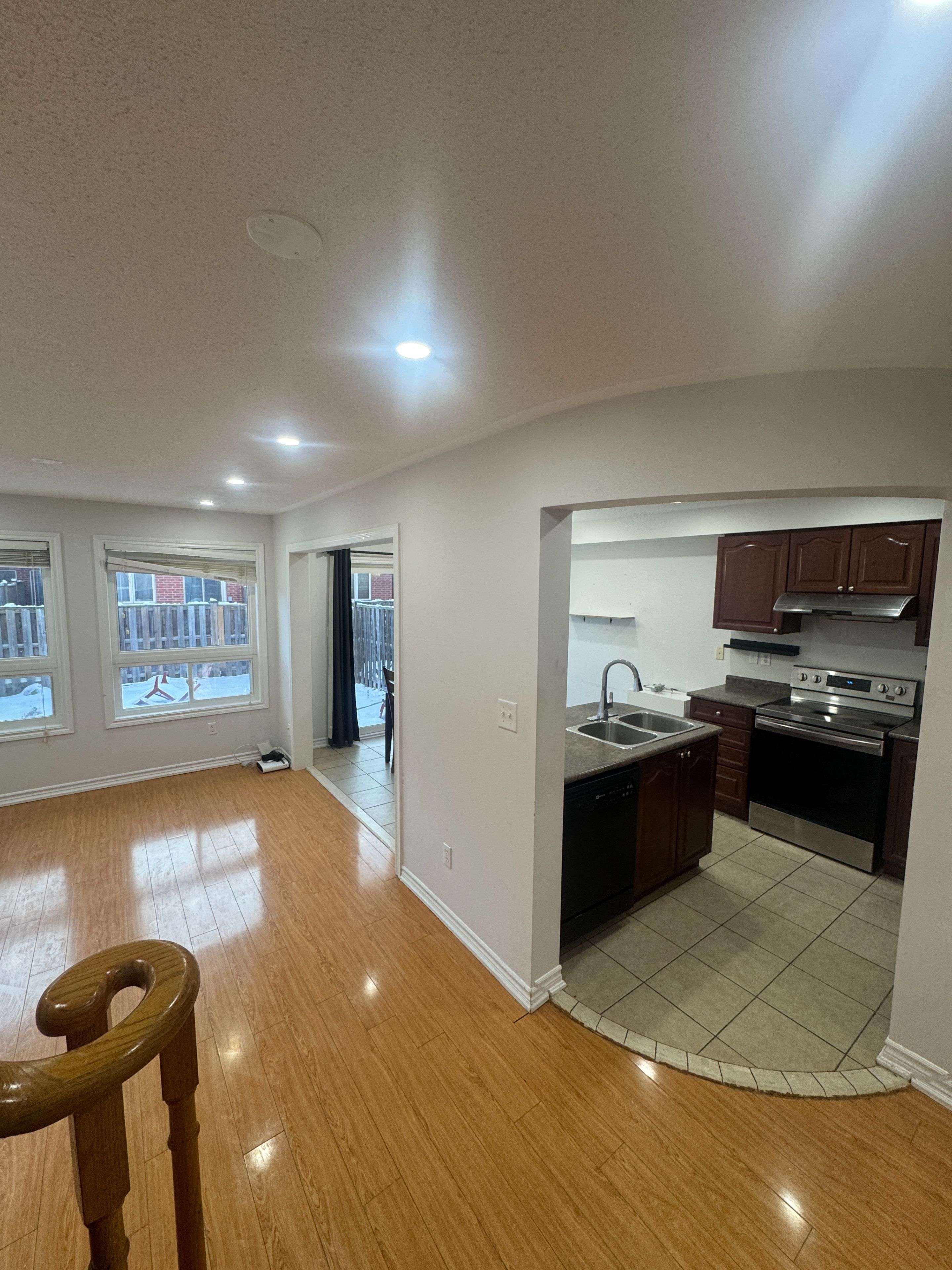 Brampton, ON L6R 0P3,74 Severin ST