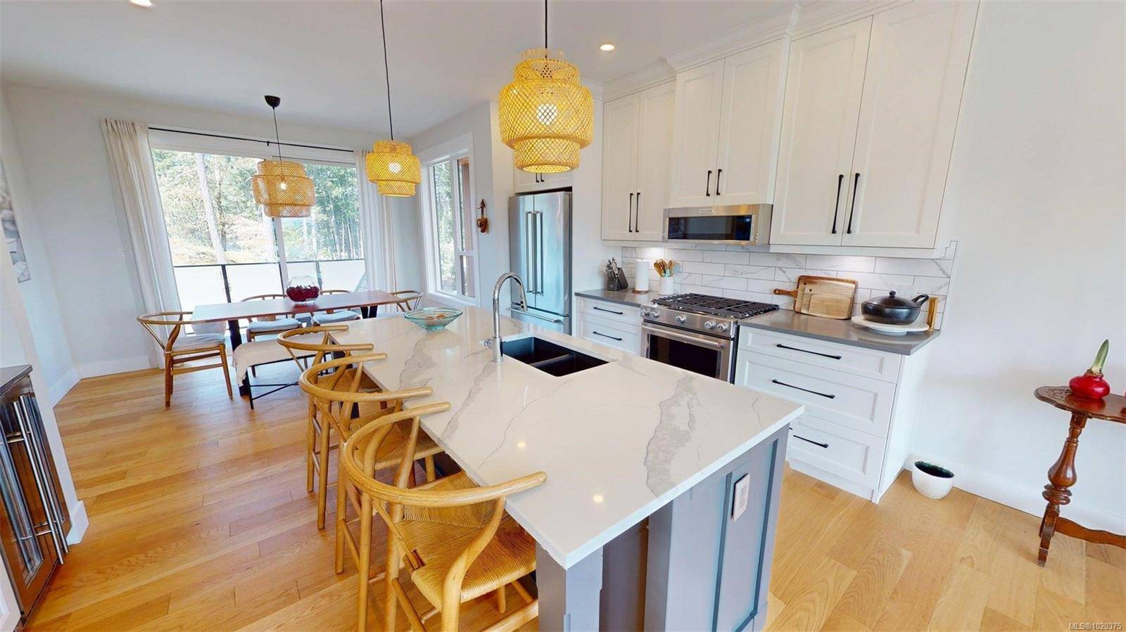 Nanaimo, BC V9T 0L7,1217 Manzanita Pl #103