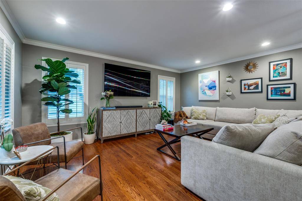 Dallas, TX 75220,4159 Clover Lane