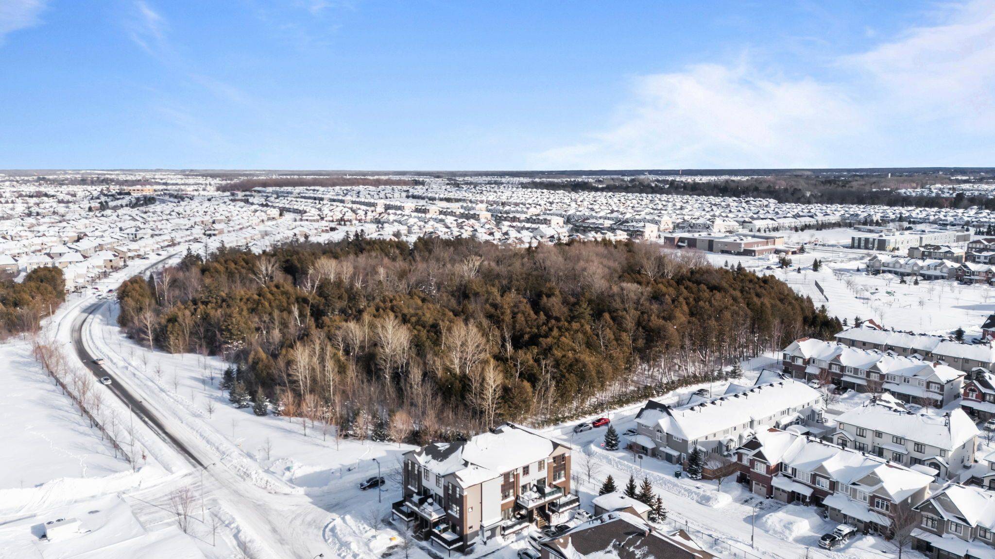 Barrhaven, ON K2J 5X5,504 Clearbrook DR