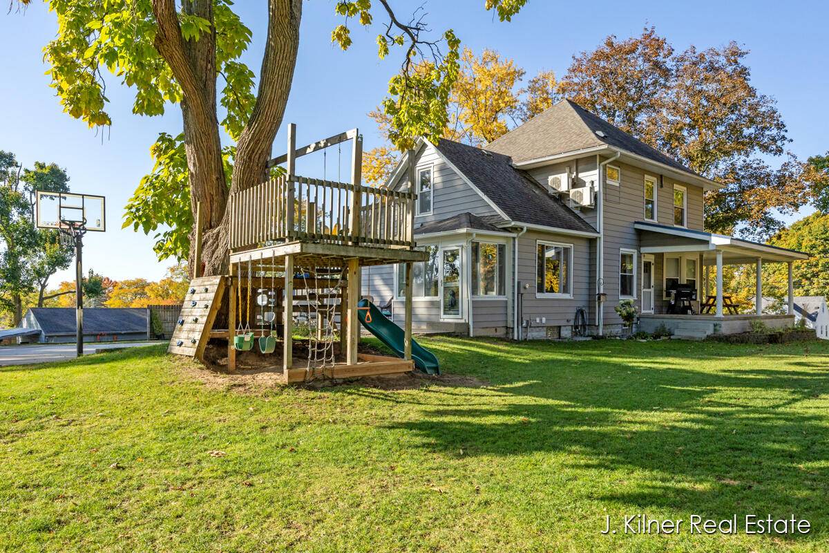 Grand Rapids, MI 49504,950 Covell AVE NW