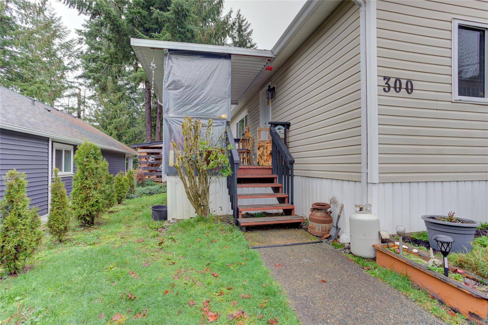 Lake Cowichan, BC V0R 2G0,300 Lake Park Rd