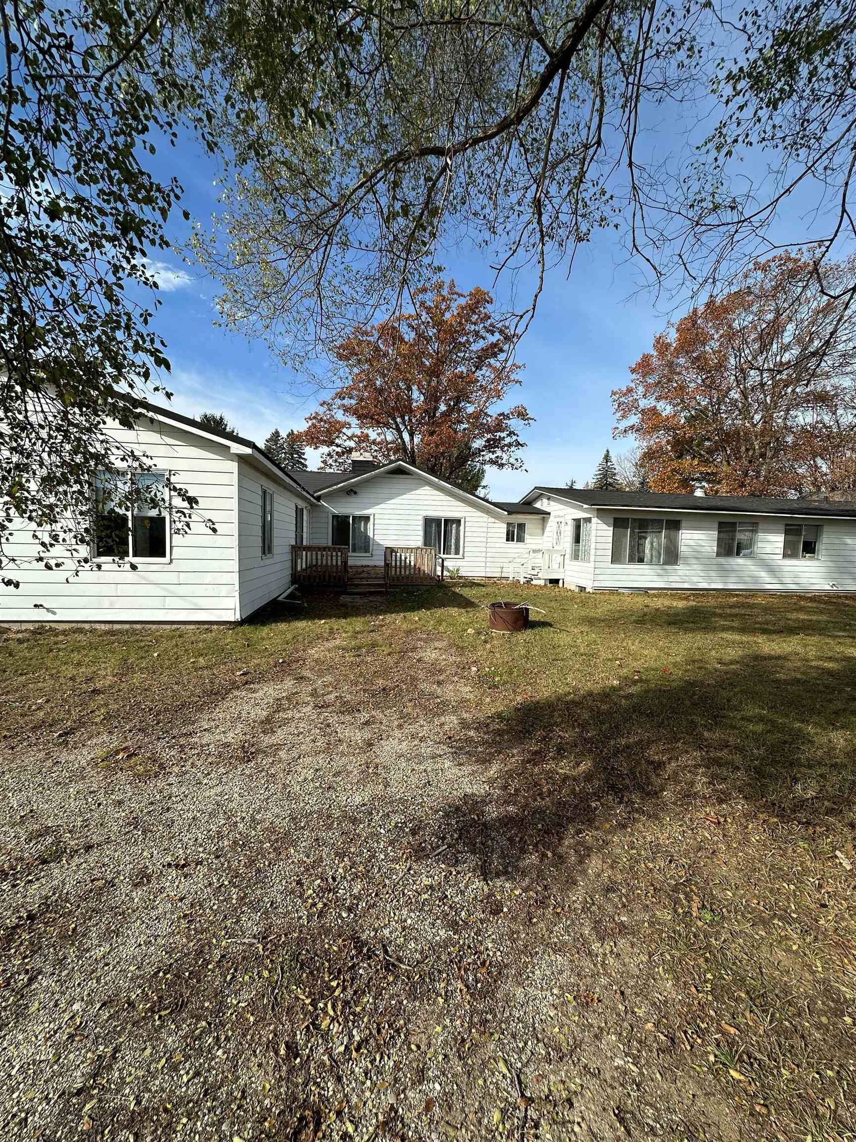Kalkaska, MI 49646,415 S Walnut ST