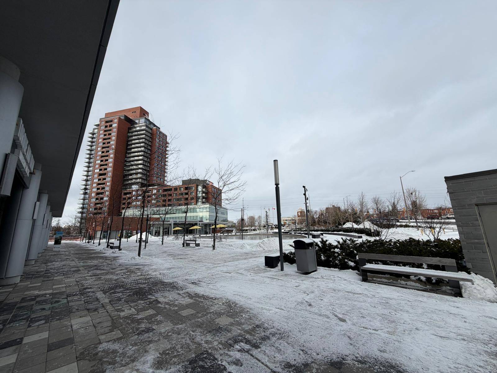 Ajax, ON L1S 7H2,420 Harwood AVE S #3