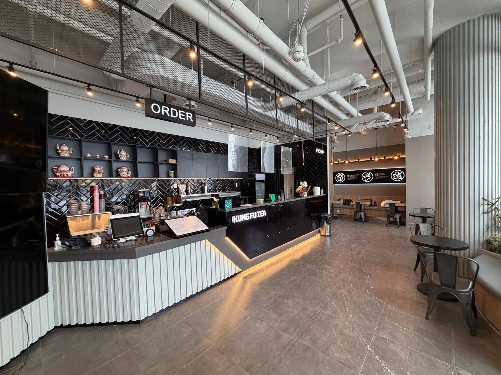 Ajax, ON L1S 7H2,420 Harwood AVE S #3