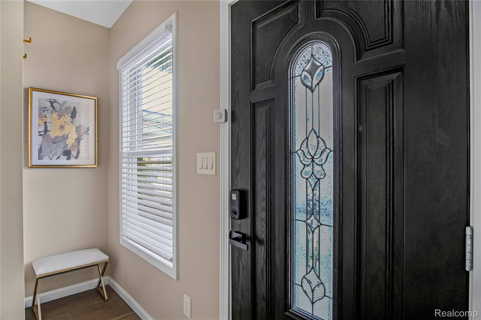 Detroit, MI 48202,570 King ST