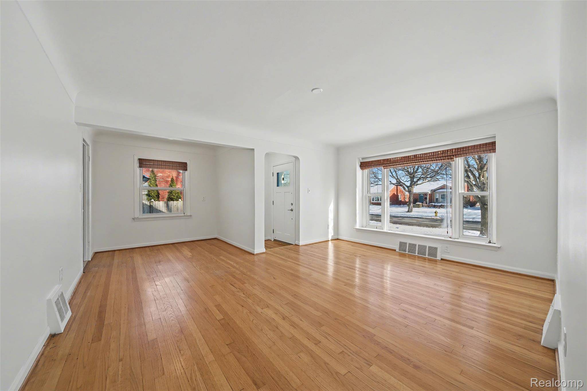 Birmingham, MI 48009,1186 S Eton ST