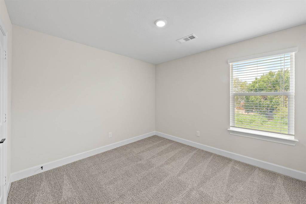 Pilot Point, TX 76258,497 MB's Way