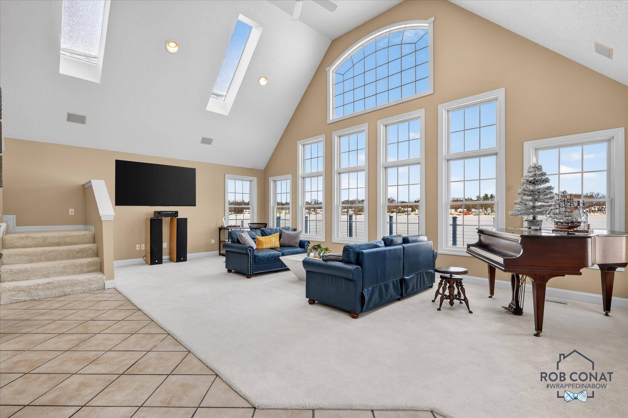 Vestaburg, MI 48891,411 S Rock Lake DR