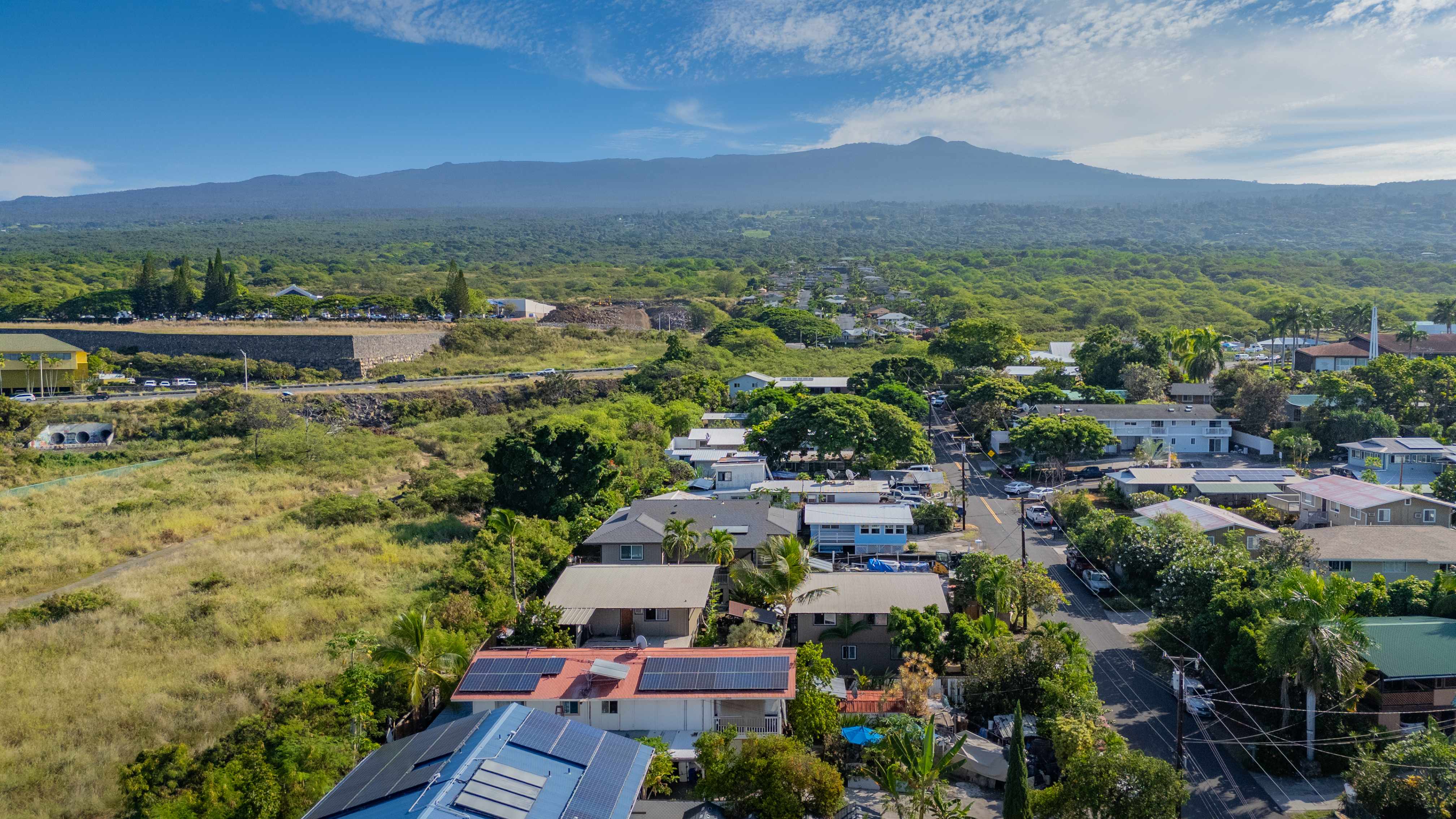 Kailua-kona, HI 96740,75-195 ALA ONAONA ST