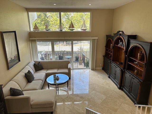 Lauderdale By The Sea, FL 33308,5555 N Ocean Boulevard #45