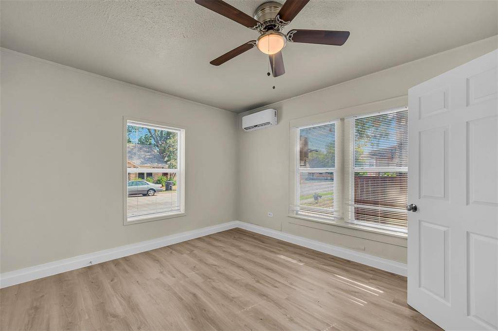 Fort Worth, TX 76164,305 NW 23rd Street #101