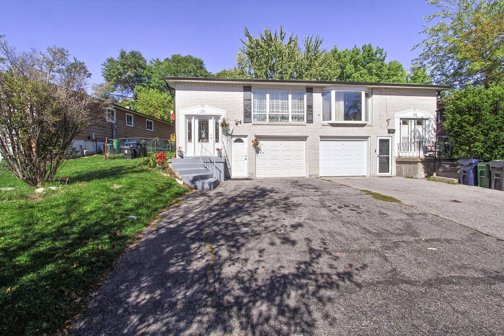 Toronto C15, ON M2H 2K8,20 Yucatan RD