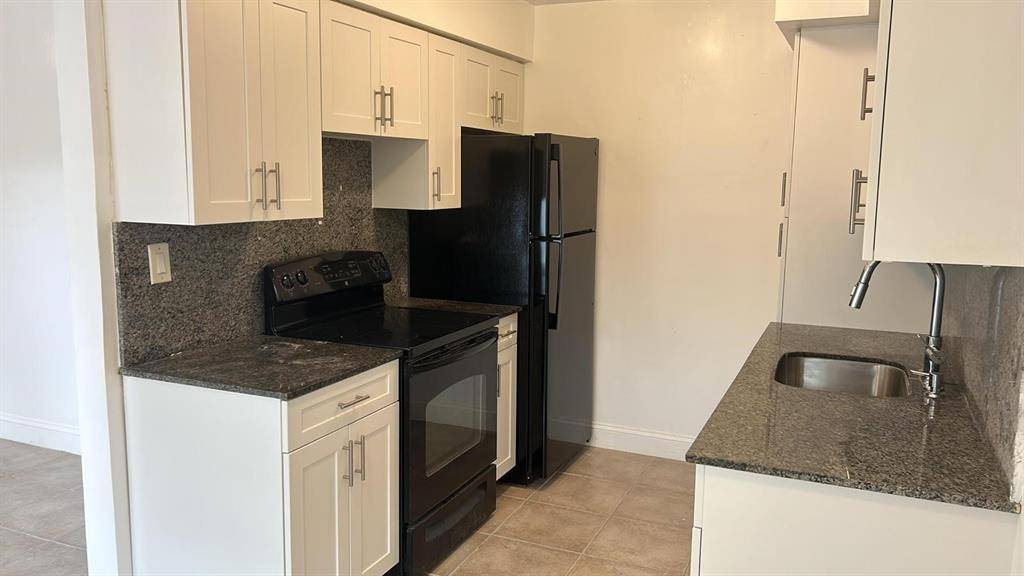 Fort Lauderdale, FL 33315,1140 SW 30th St #A