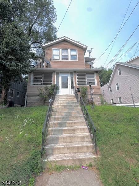 Irvington Twp., NJ 07111,30 Harding Ter