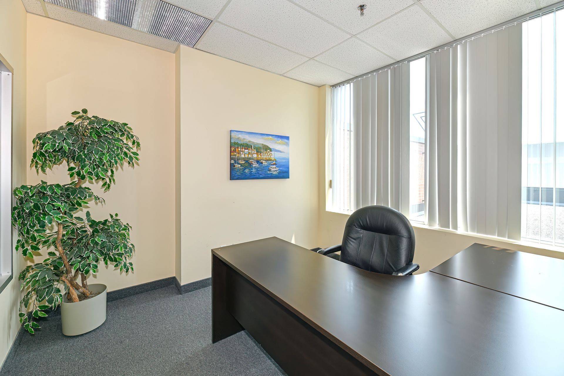 Richmond Hill, ON L4B 3B2,70 East Beaver Creek RD #203-3