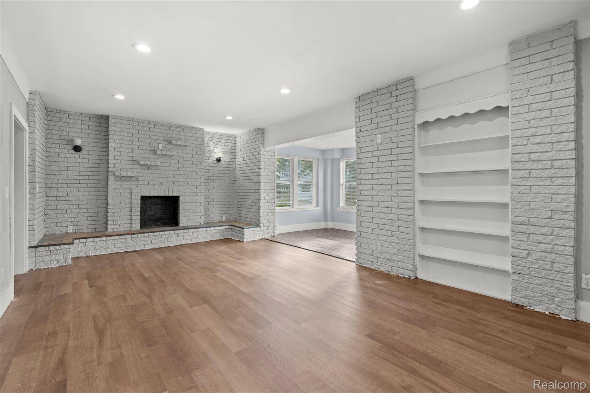 Detroit, MI 48215,388 Chalmers AVE