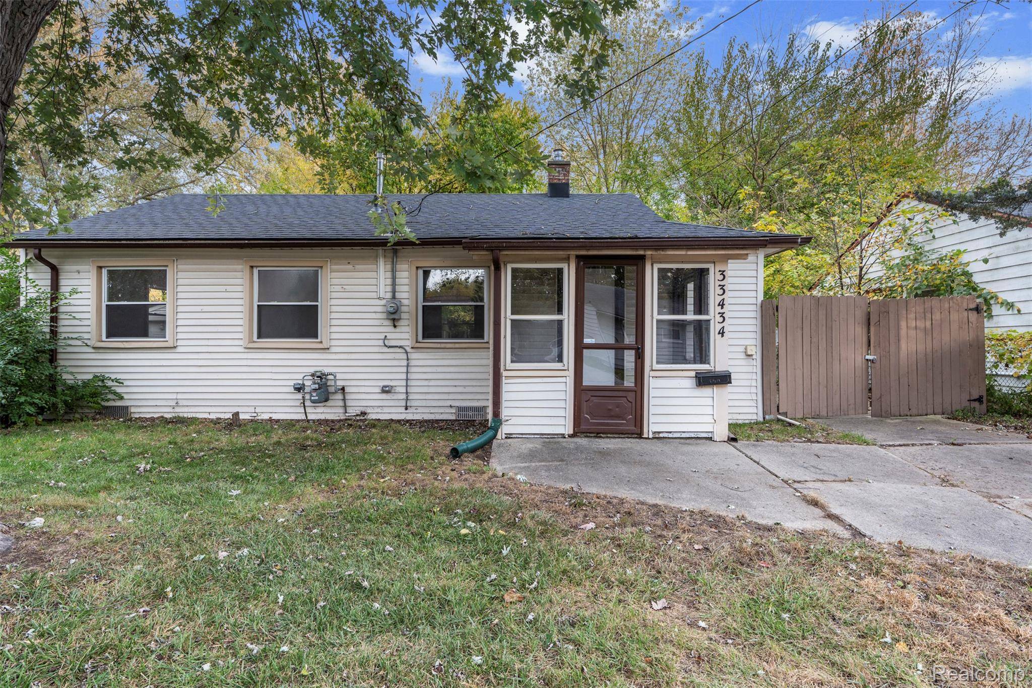 Westland, MI 48186,33434 Bendon CT