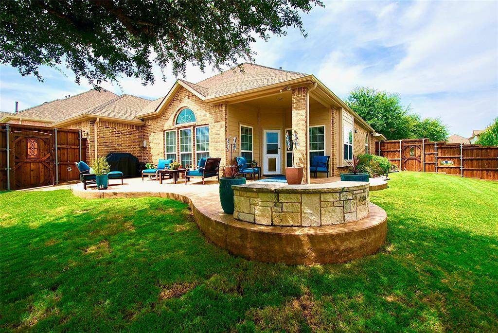 Desoto, TX 75115,404 Rainier Street