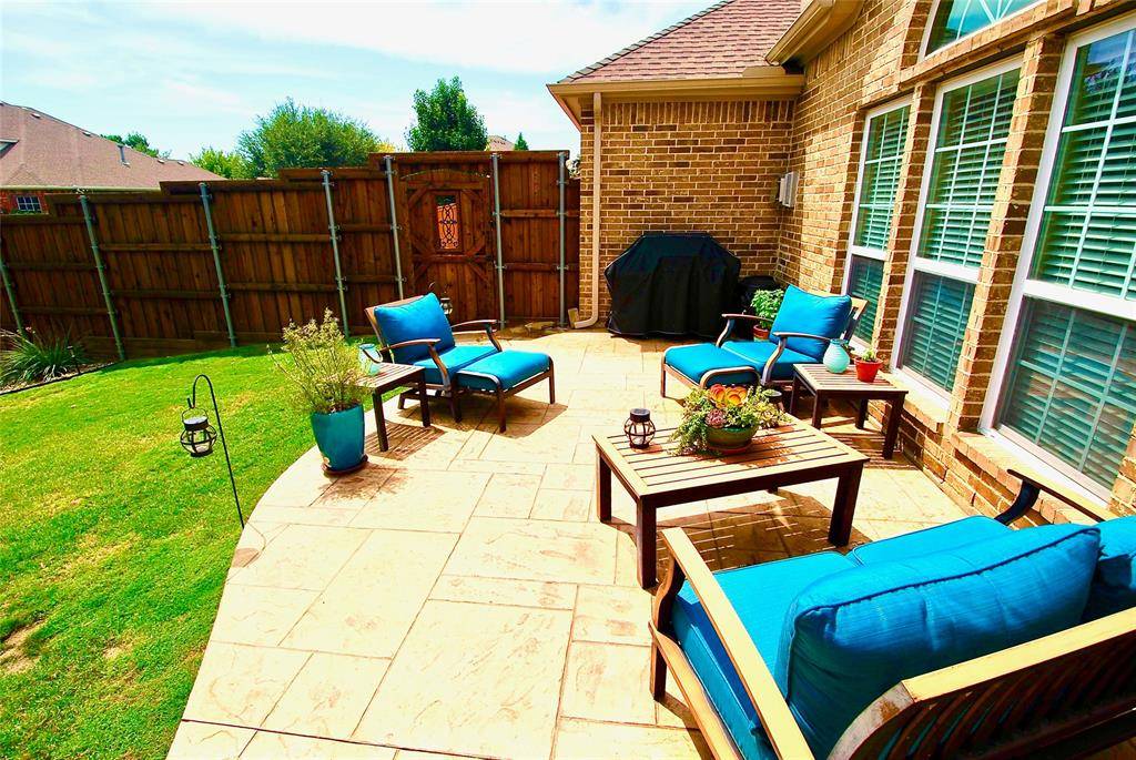 Desoto, TX 75115,404 Rainier Street