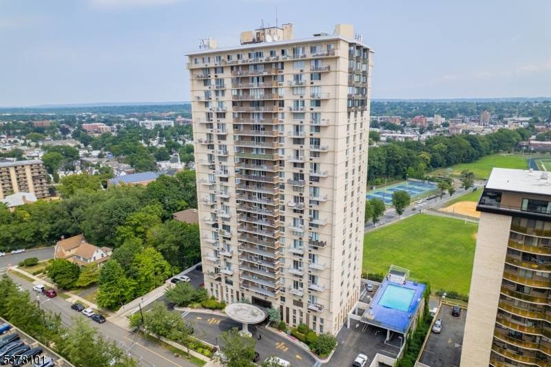 Hackensack City, NJ 07601,160 Overlook Ave #11C