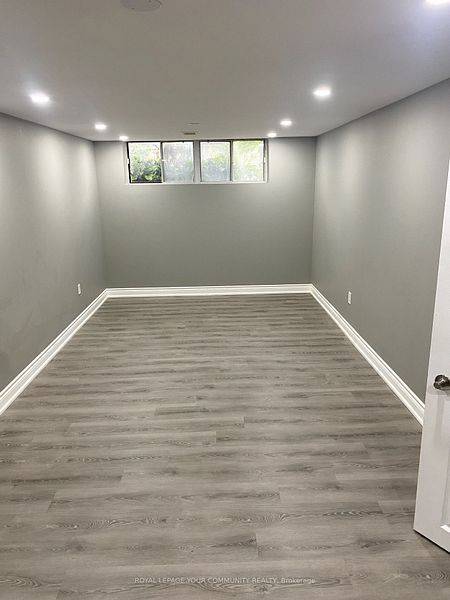 Toronto C06, ON M3H 4H8,223 Acton AVE #Lower