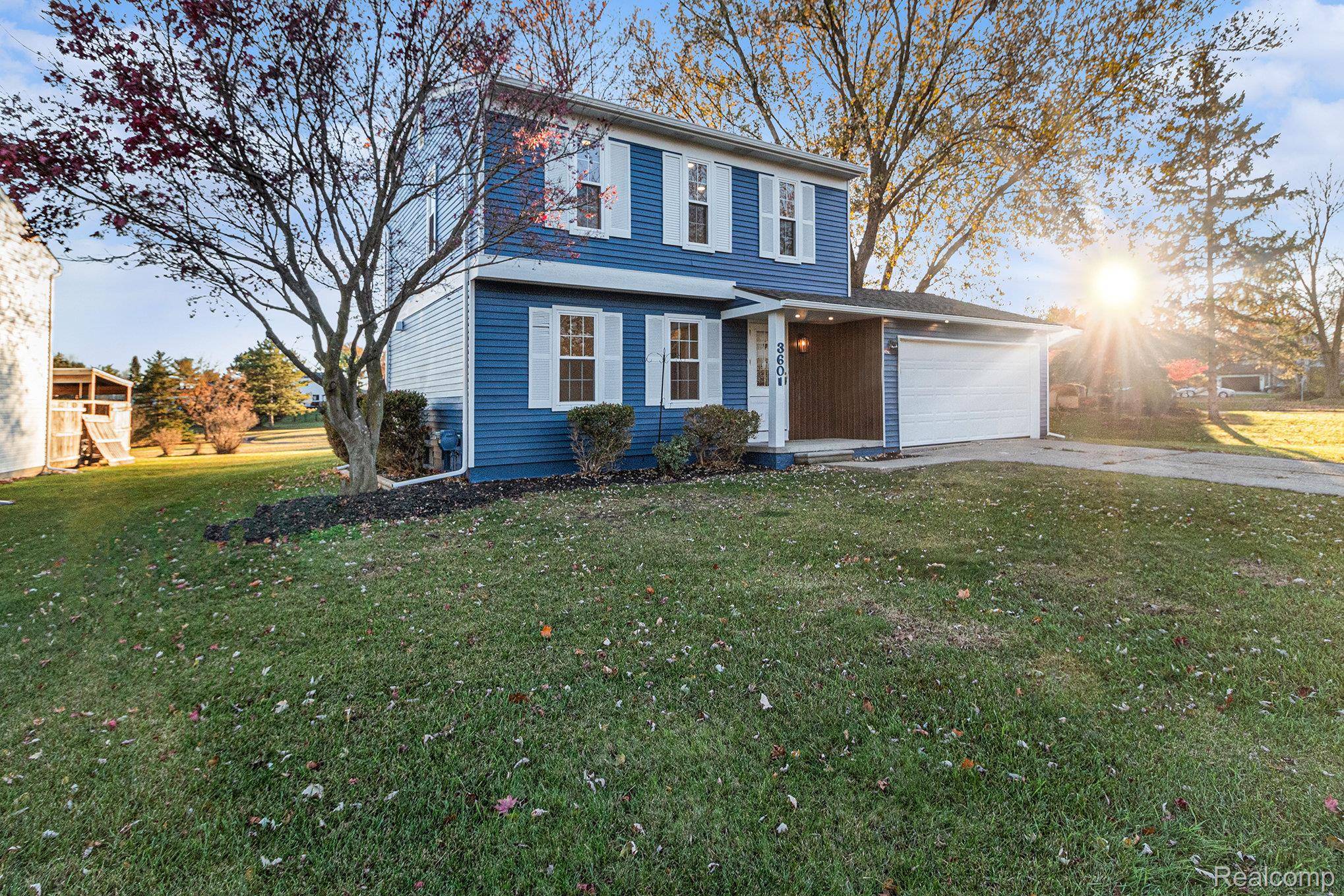 Wixom, MI 48393,3601 Loon Lake RD