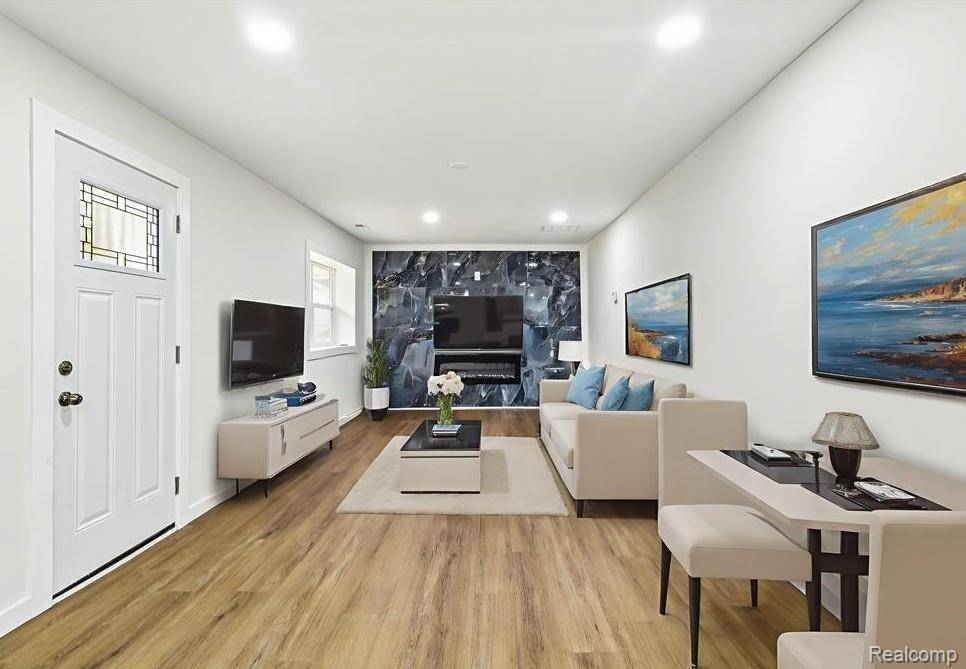 Mt. Morris, MI 48458,7174 N Center RD