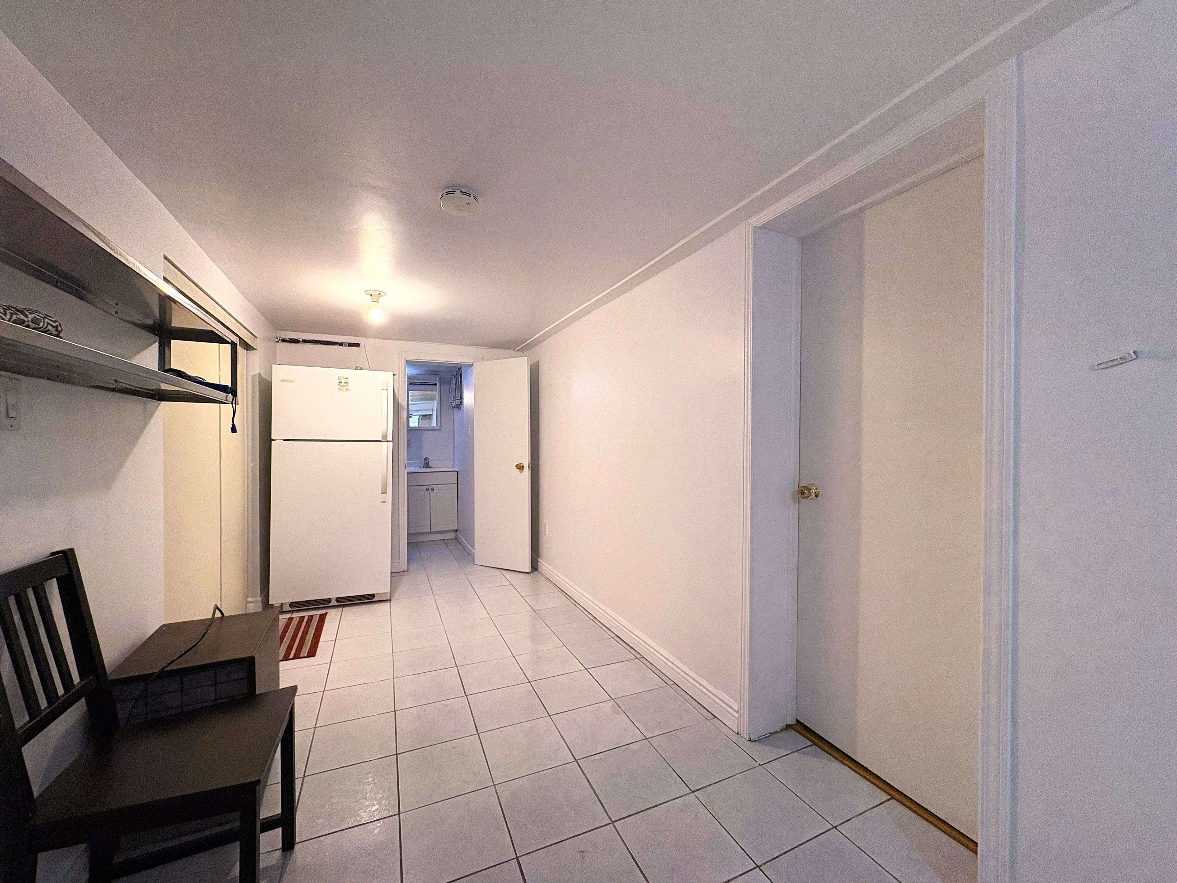 Toronto E07, ON M1S 1A8,9 Lamont AVE #Basement N