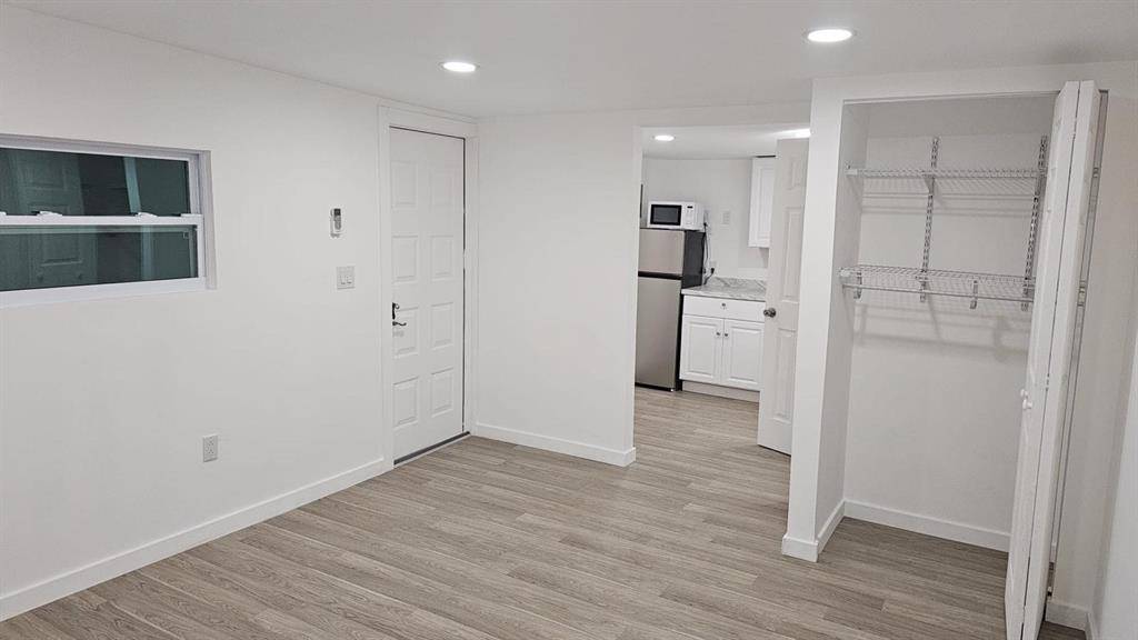 Hollywood, FL 33024,1111 N 63rd Ave