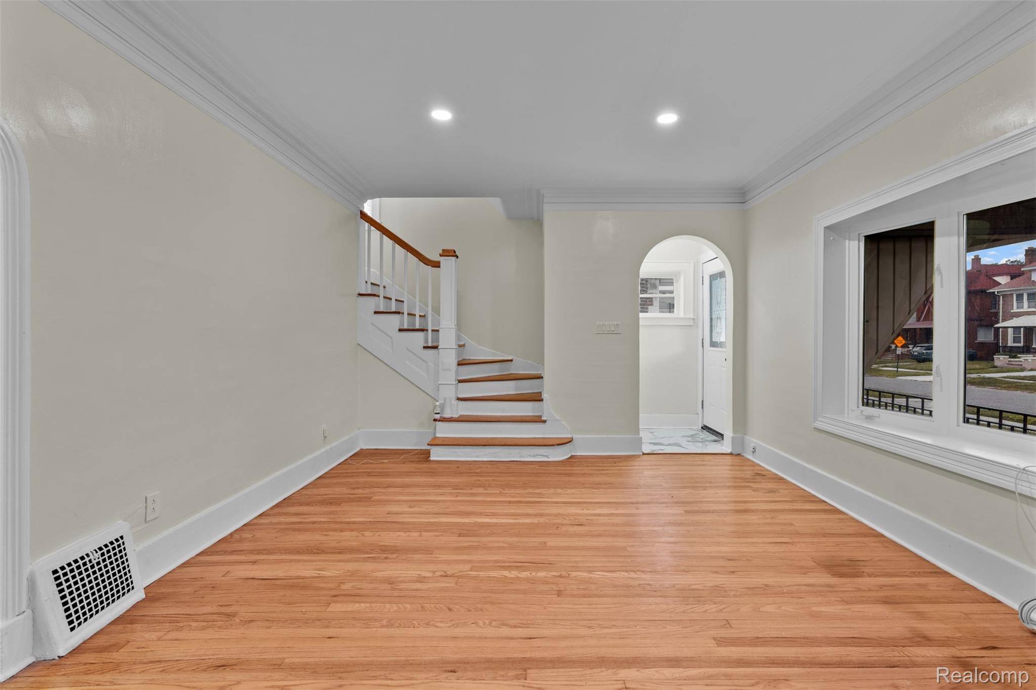 Detroit, MI 48206,2681 Burlingame ST