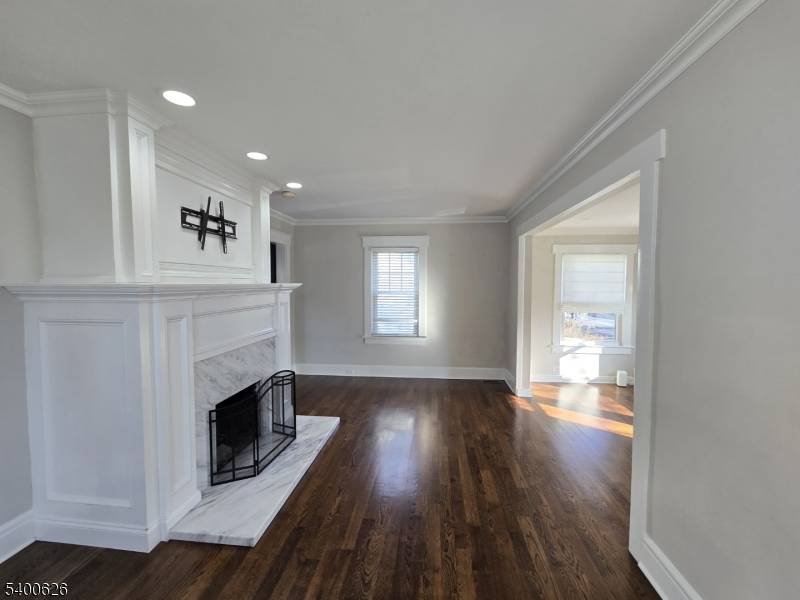 Westfield Town, NJ 07090,645 Kimball Ave