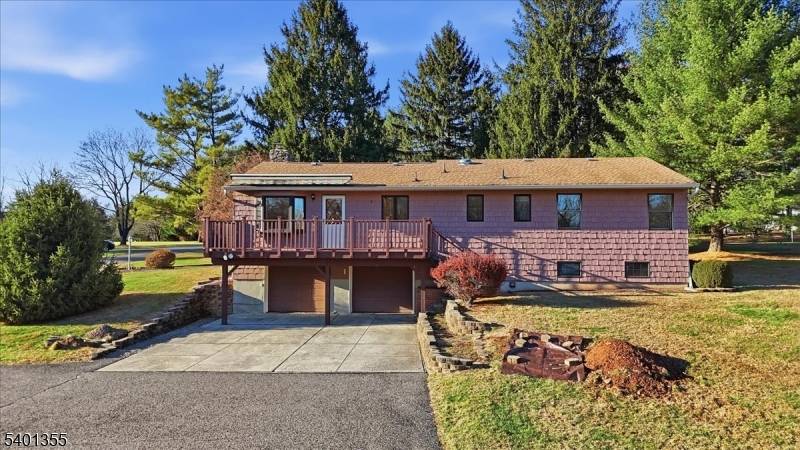 Readington Twp., NJ 08822,1023 Barley Sheaf Rd