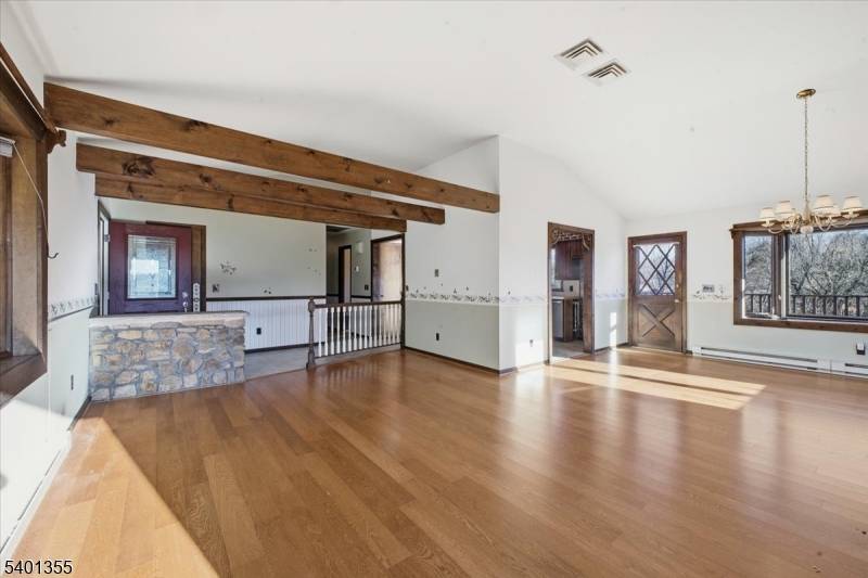 Readington Twp., NJ 08822,1023 Barley Sheaf Rd