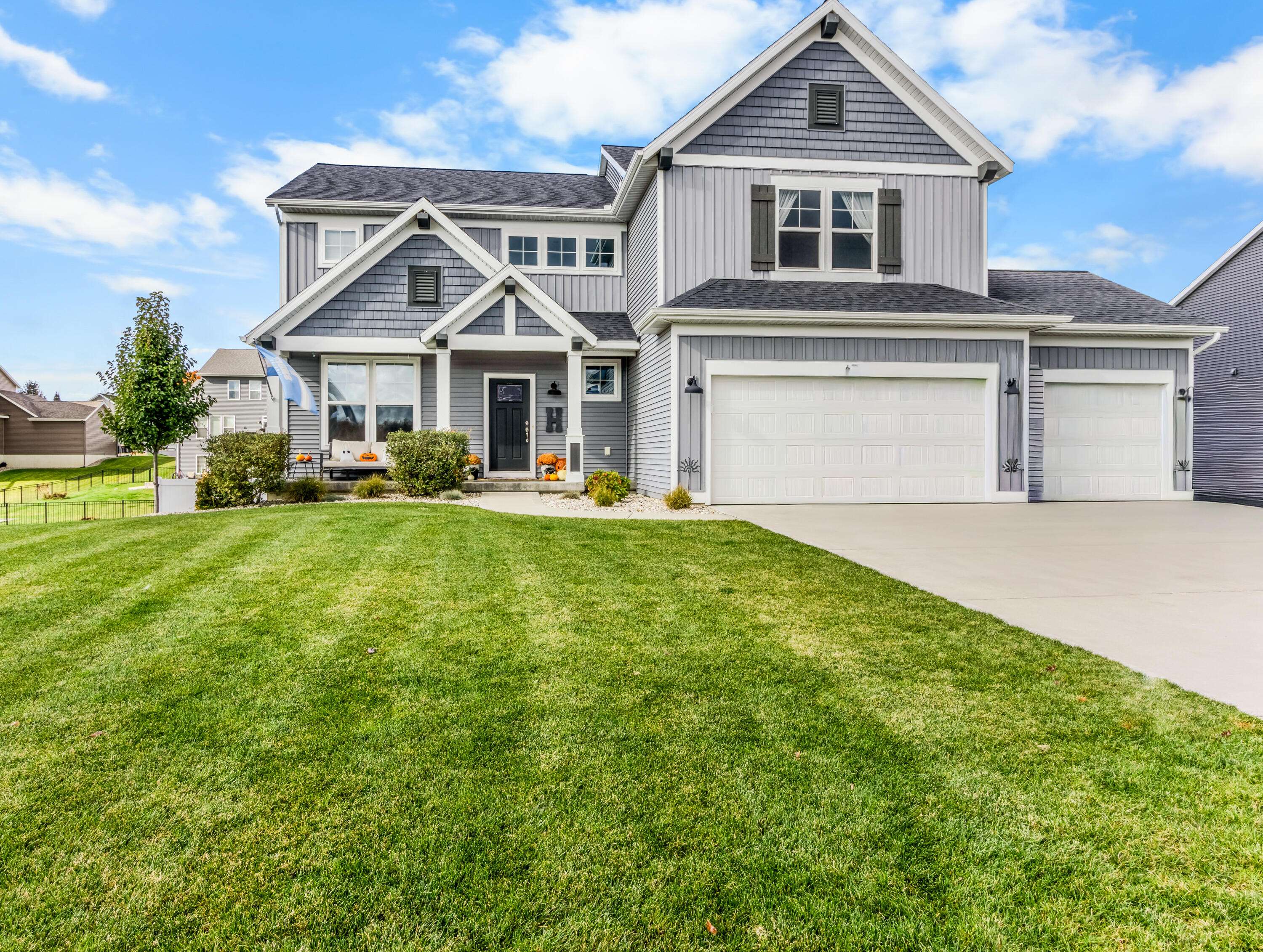 Hudsonville, MI 49426,6701 Arlene DR