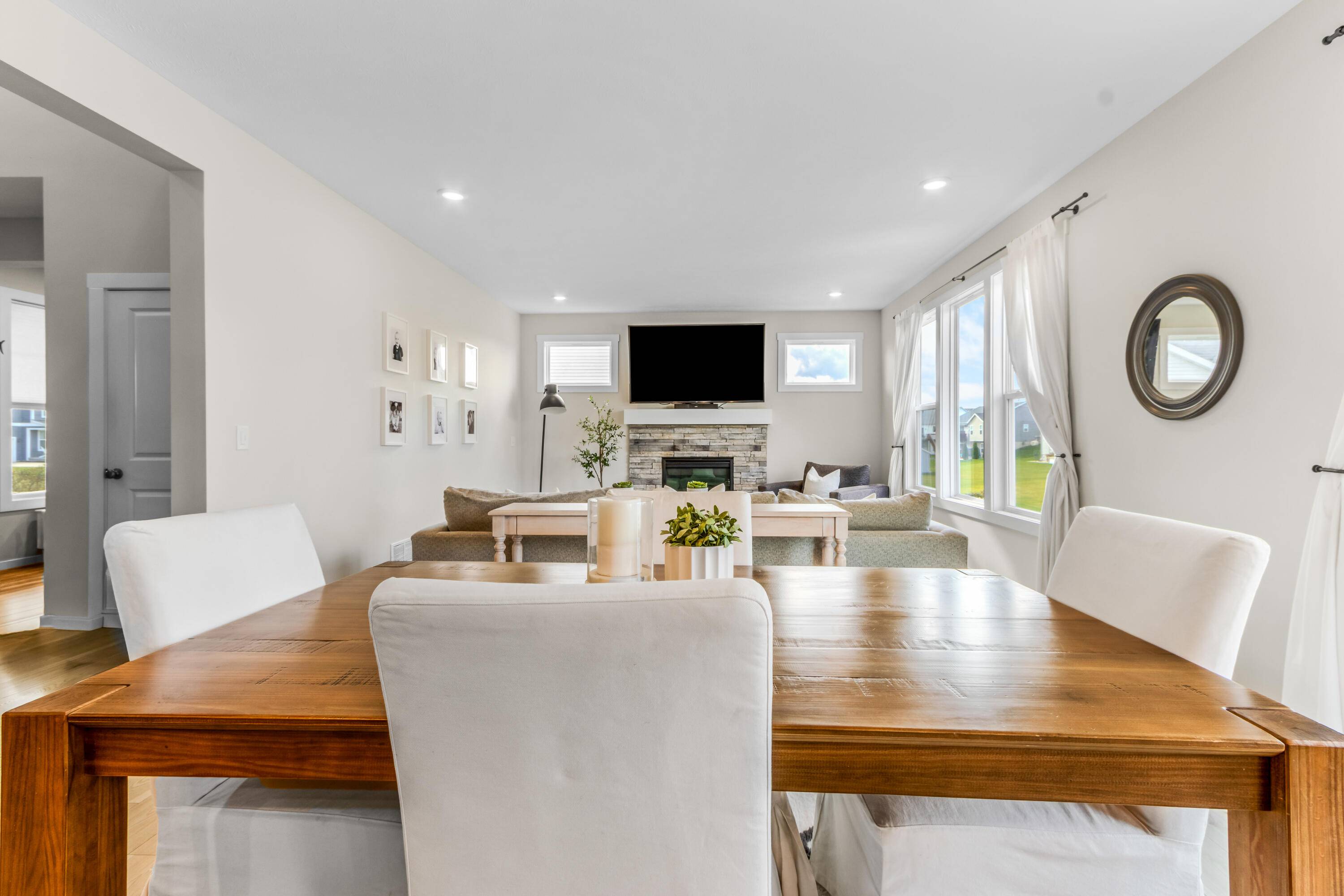 Hudsonville, MI 49426,6701 Arlene DR