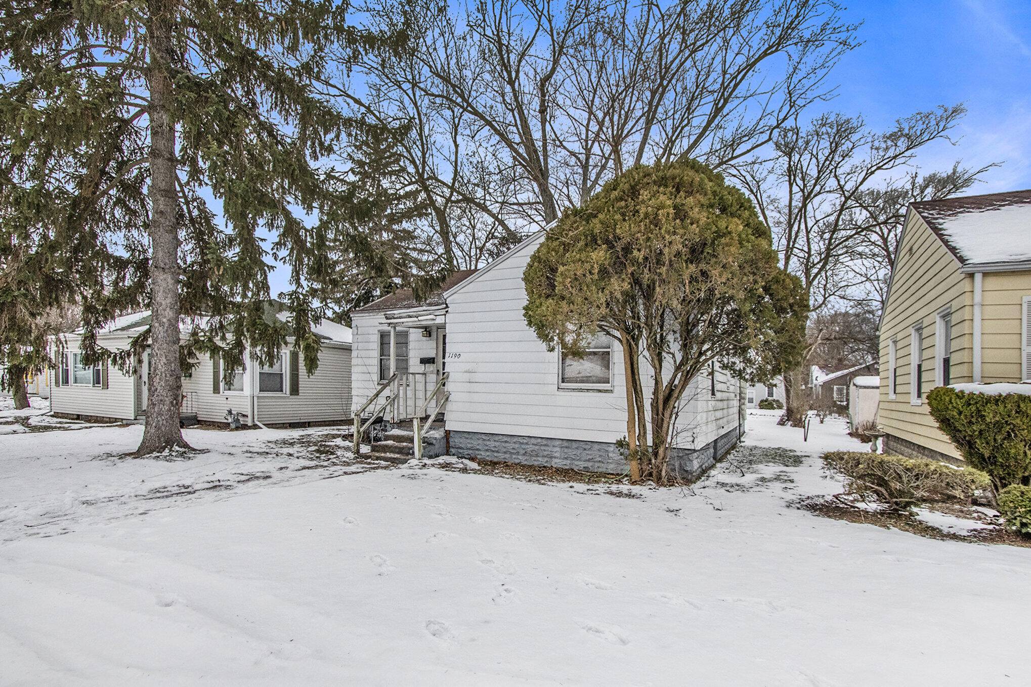 Benton Harbor, MI 49022,1190 Monroe ST